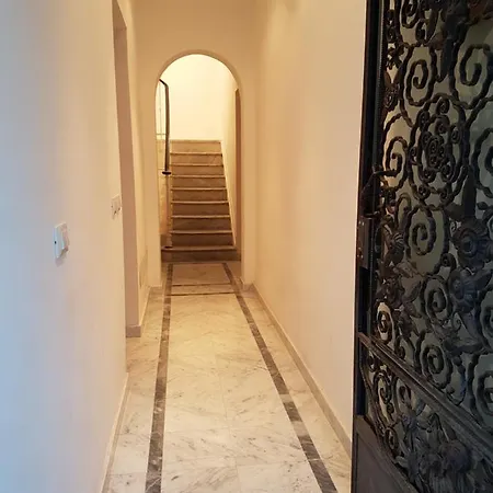 Apartment 2pcs A 100 M De La Au Calme