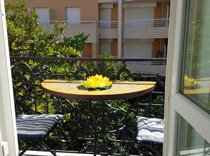 Apartmán 2pcs A 100 M De La Au Calme Menton