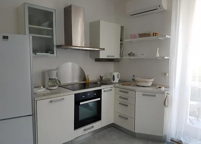 2pcs A 100 M De La Au Calme Apartmán